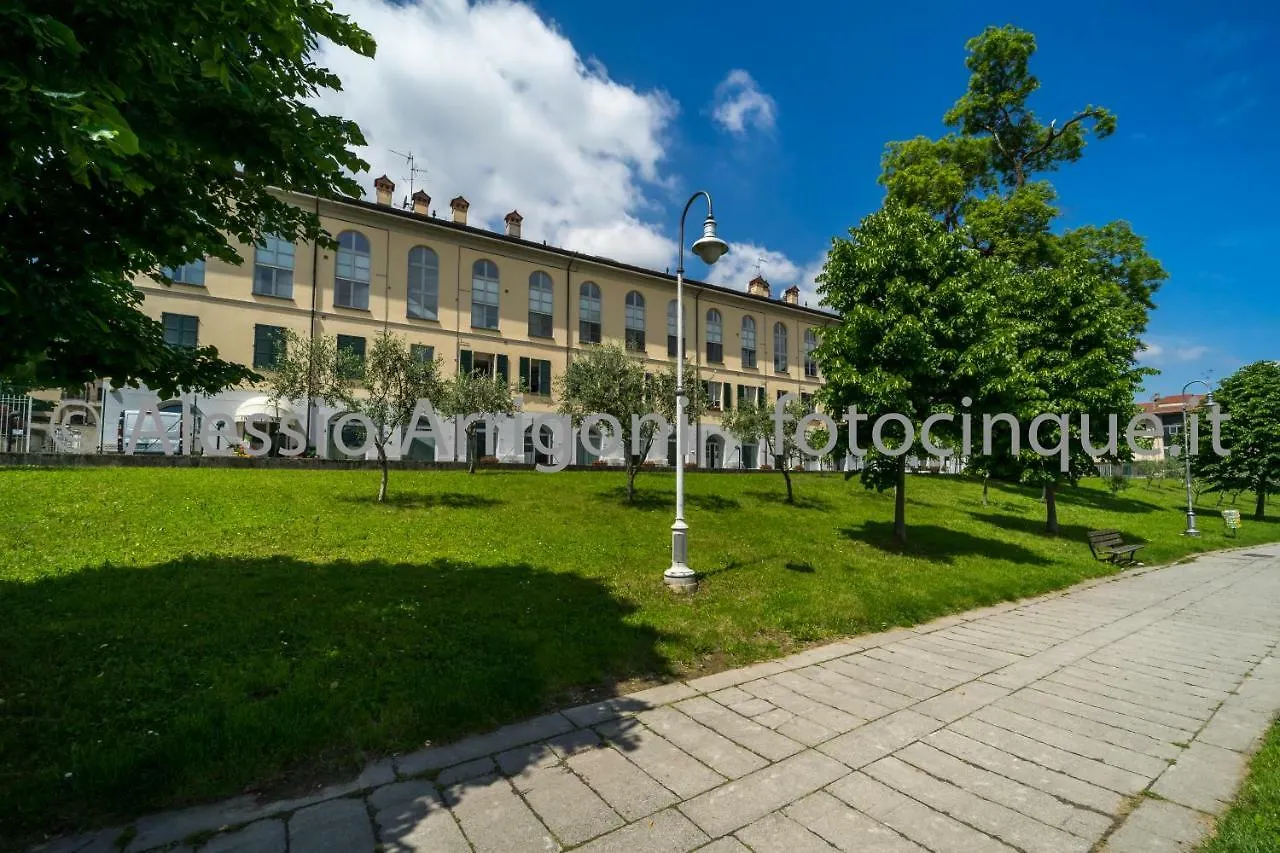 Bluelake Inn Olginate 0*,  Italie